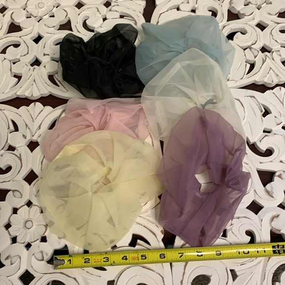 Bundle of 6 Oversized Hair Scrunchies Purple, Pink, White, Black, Blue, Yellow - Picture 2 of 5